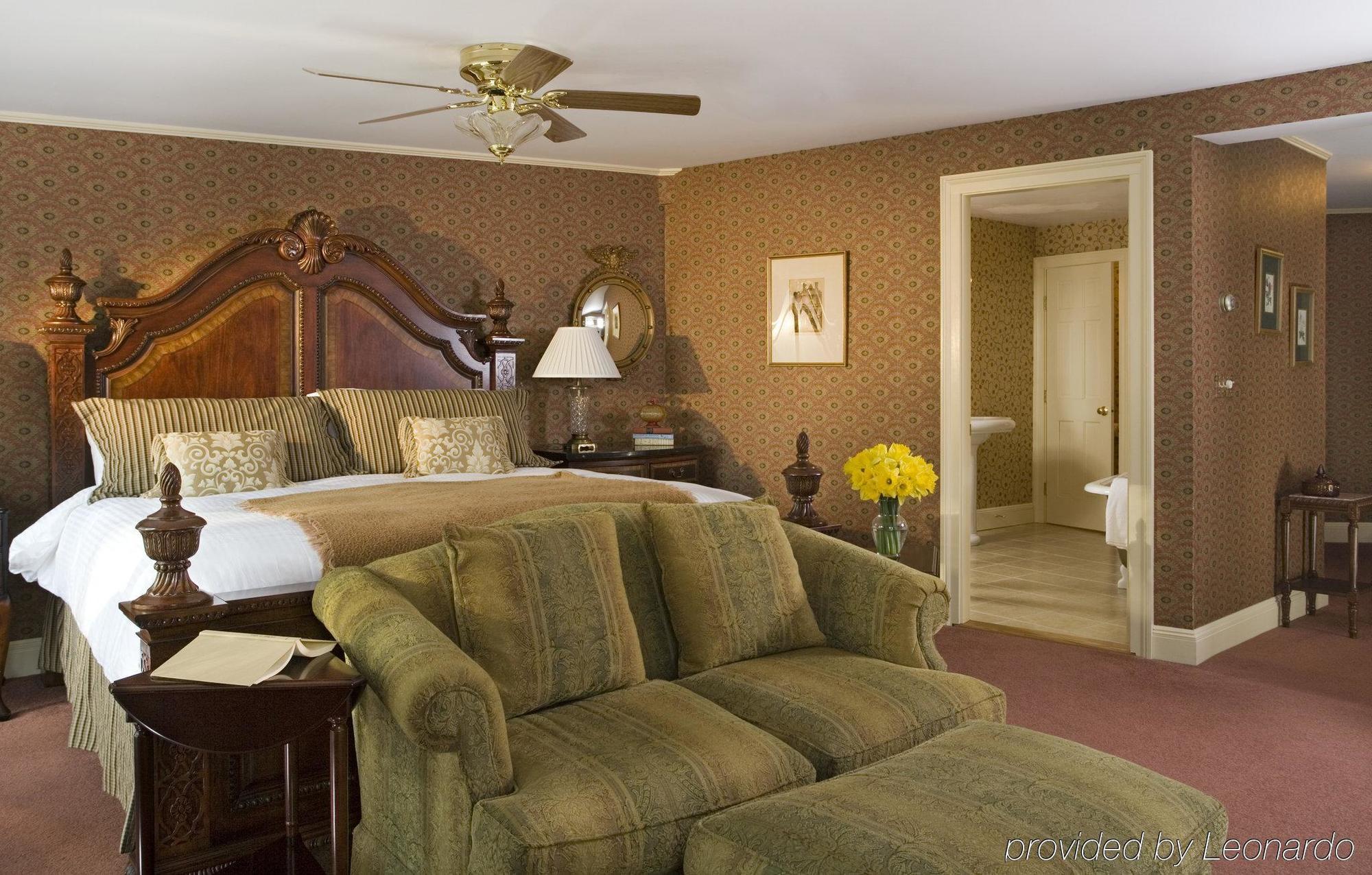 The Manor On Golden Pond Bed and Breakfast Holderness Rum bild